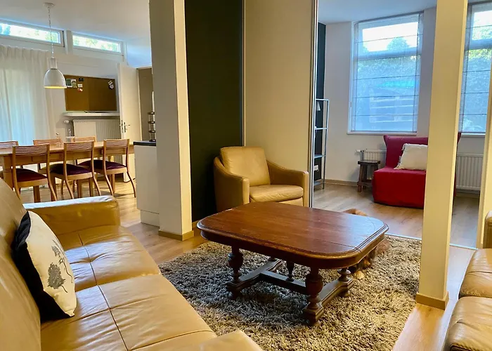 Appartement Zonnig Met Terrasje *