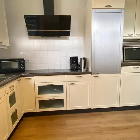 Appartement Zonnig Met Terrasje