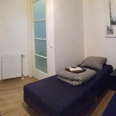 Appartement Zonnig Met Terrasje *