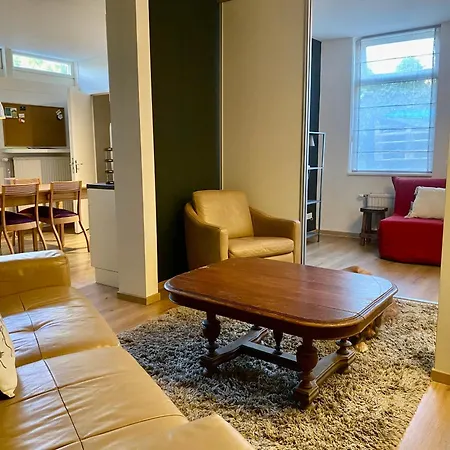 Appartement Zonnig Met Terrasje *