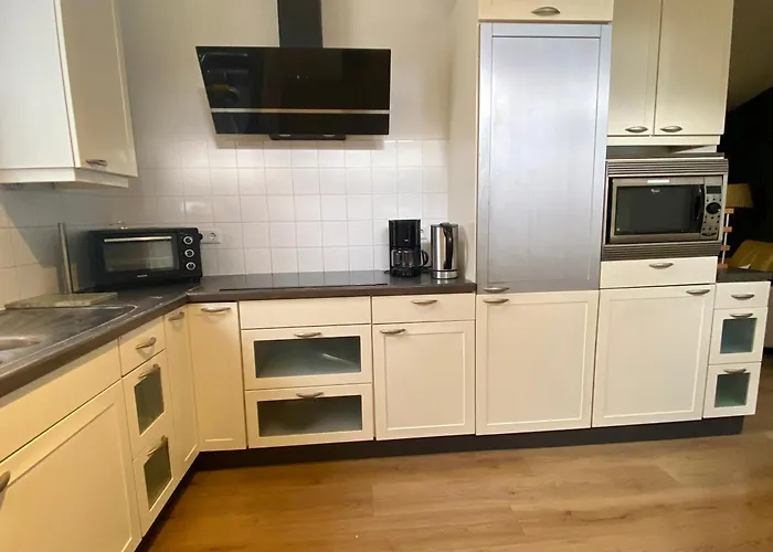 Appartement Zonnig Met Terrasje